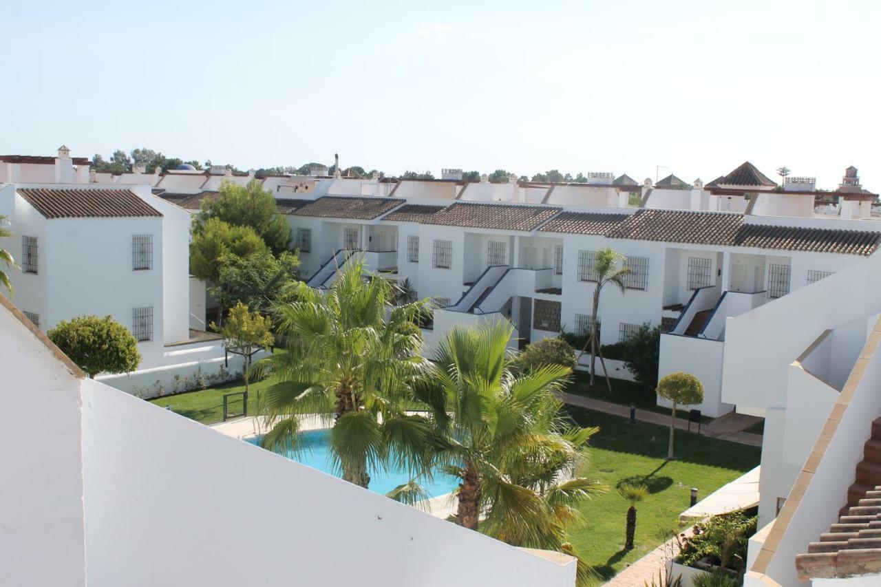 Apartamento En Urbanizacion Hacienda Golf Islantilla Isla Cristina Bagian luar foto