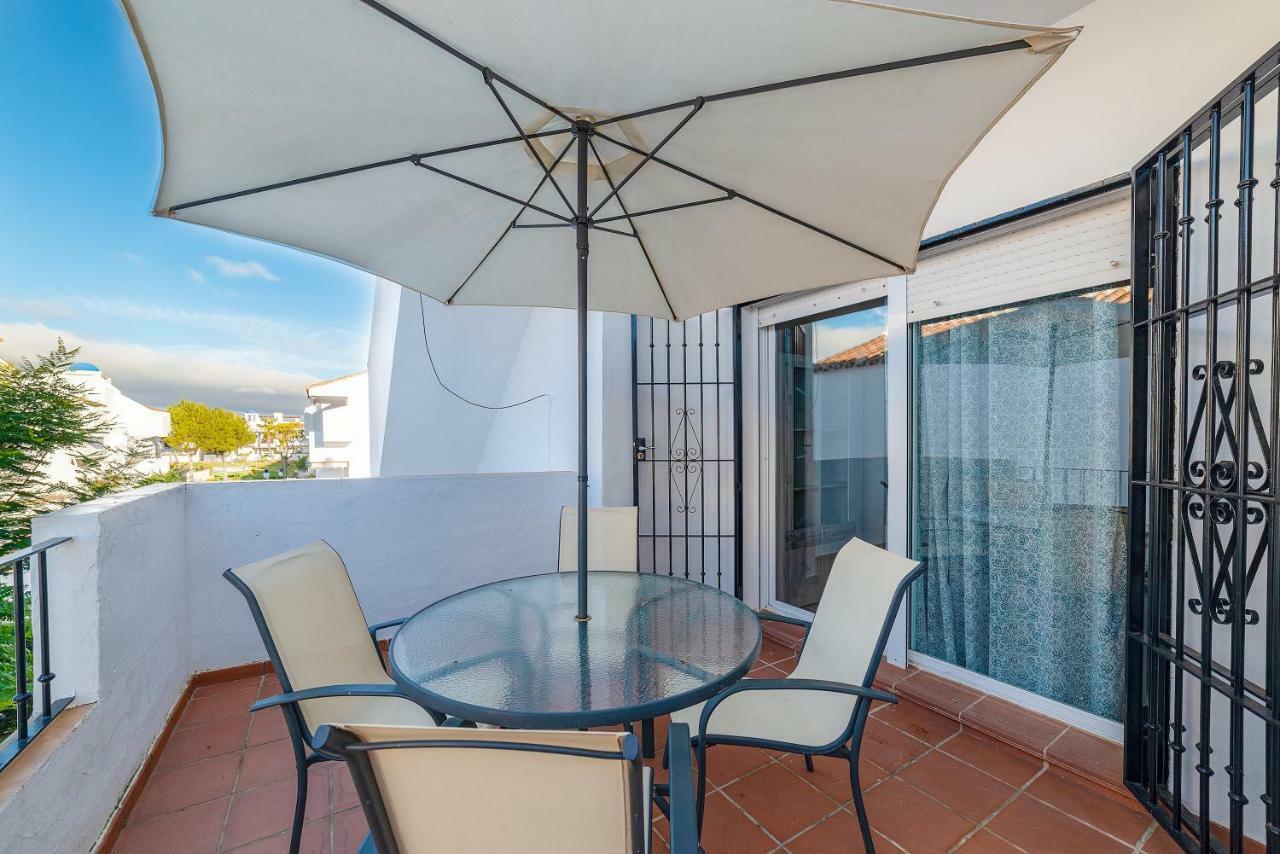 Apartamento En Urbanizacion Hacienda Golf Islantilla Isla Cristina Bagian luar foto