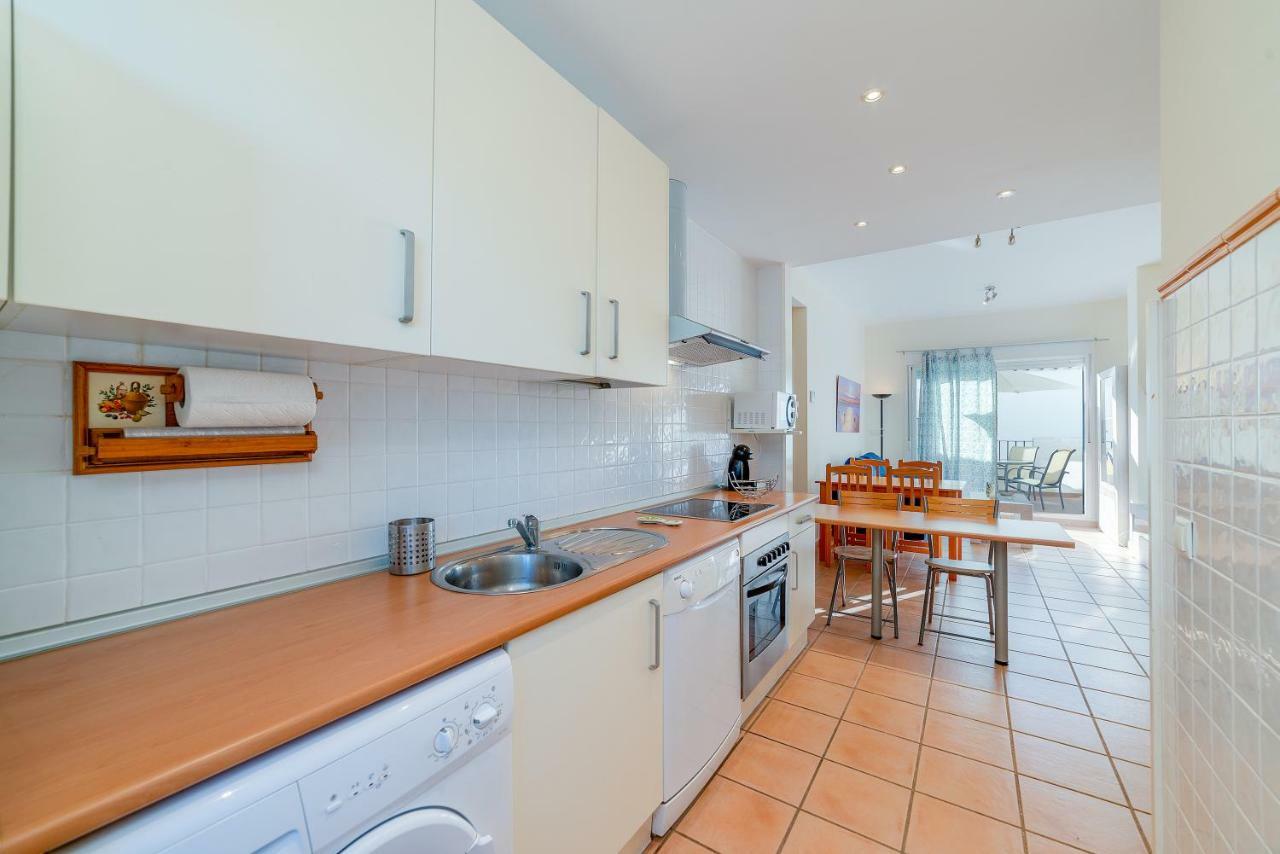 Apartamento En Urbanizacion Hacienda Golf Islantilla Isla Cristina Bagian luar foto